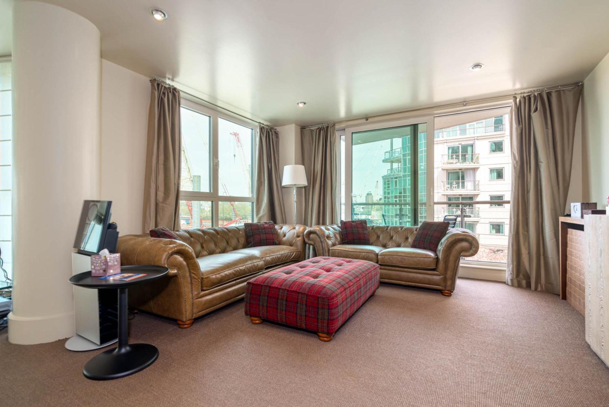 Fabulous 3 Bed Apartment In Vauxhall Лондон Екстериор снимка