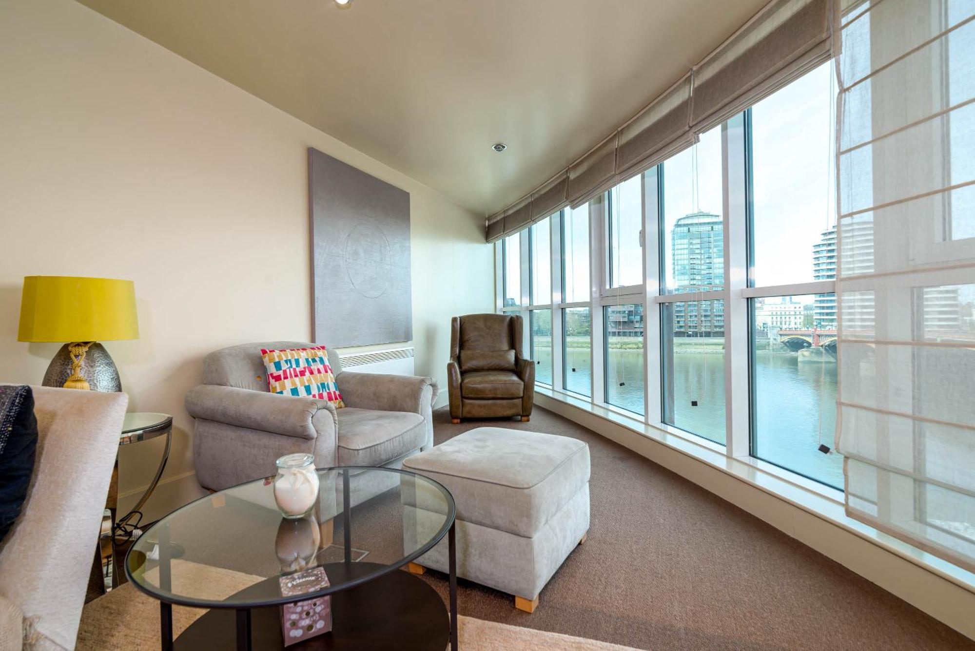 Fabulous 3 Bed Apartment In Vauxhall Лондон Екстериор снимка